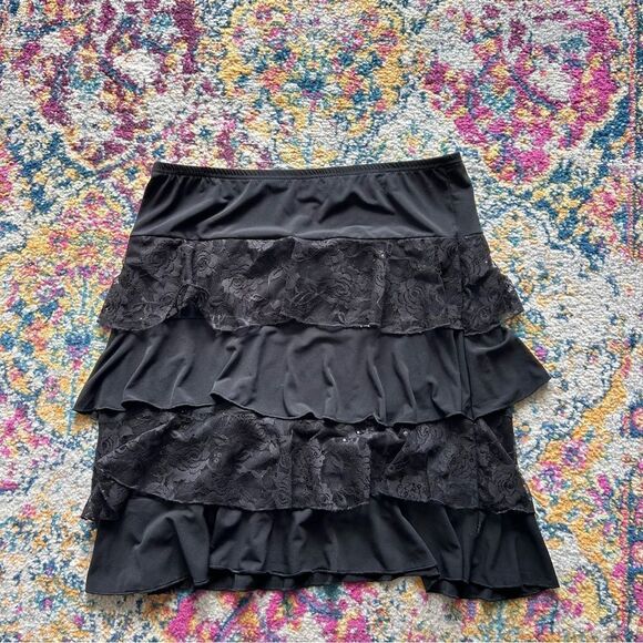 2000s whimsigoth coquette goth preppy lace trim sequins ruffled mini skirt - Picture 1 of 3